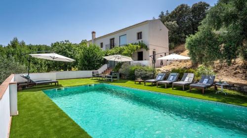 Montefrio House | La Casa 1950 Montefrío by Ruralidays