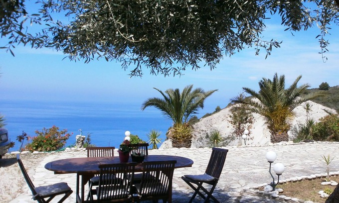 Agios Nikitas House | La Casa D' Irene