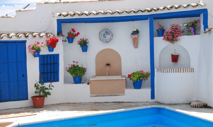 Campo-Nubes Cottage | La Casa de Camponubes for 10 people
