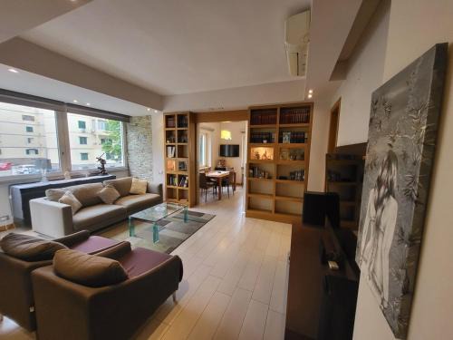 Arenella Apartment | La casa di Andrew