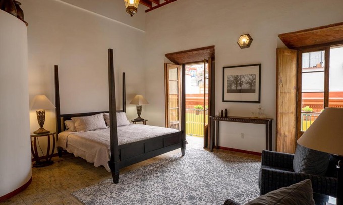 Zona Centro Bed & Breakfast | La Casa Veintidós
