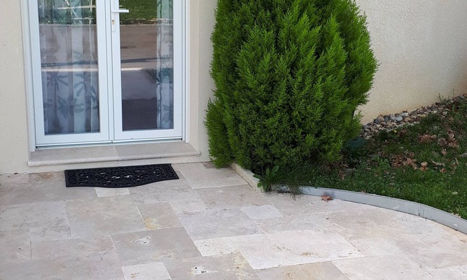 Sainte-Marthe Bed & Breakfast | La Chenaie bedroom Émilie