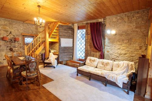 Ovaro House | La finestra sulla contea