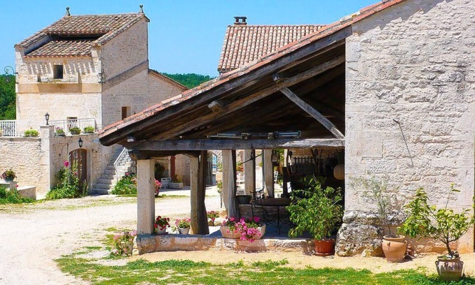Cremps House | La grange - CREMPS - Gîte