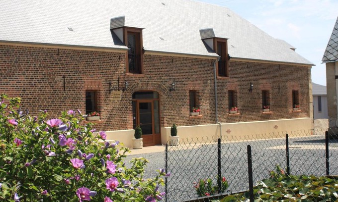 Meru Bed & Breakfast | La Grange de Boulaines
