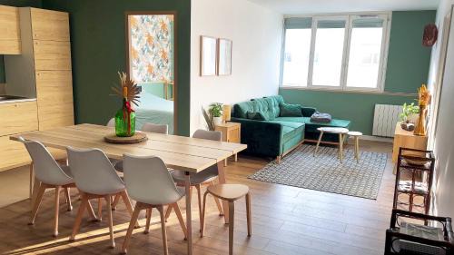 Koenigshoffen Est Apartment | - La Jungle -