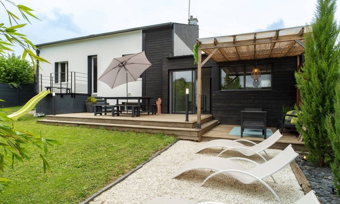 Hennebont House | La Loc'Oyarn - Maison avec parking privé