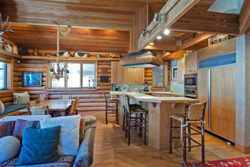 Deer Valley House | La Maconnerie Cabin Four Family