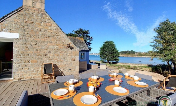 Tregastel House | La Maison Bleue - Tregastel