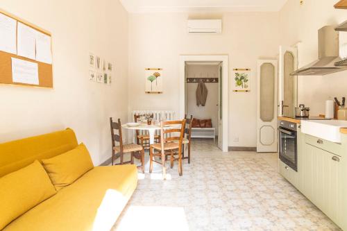 Abbiategrasso Apartment | La Maison Castello