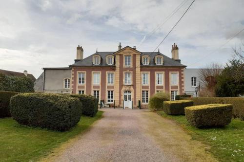 May-sur-Orne House | La maison d'à côté