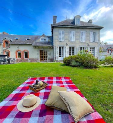 Gavray House | La Maison Gavraise