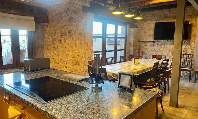 Mambrilla de Castrejon Cottage | La Mambla de la Ribera. Where nature and tranquility meet.