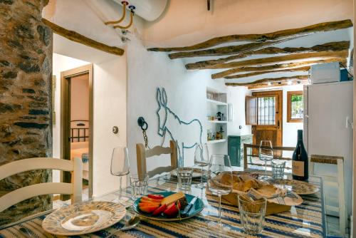 Carataunas House | La Posada del Gato Carataunas