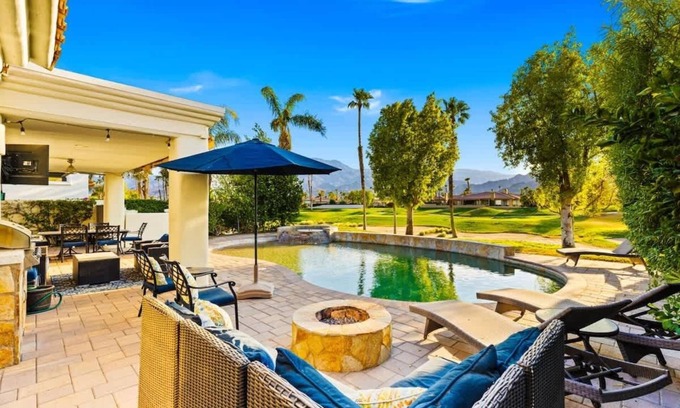 La Quinta Apartment | La Quinta Golf Home w/Pool, Spa & Designer Kitchen