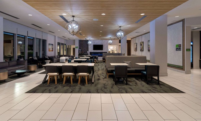 Maricopa Hotel | La Quinta Inn & Suites by Wyndham Maricopa - Copper Sky