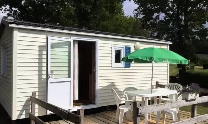 Abjat-sur-Bandiat House | La Ripole Campsite * - Mobile home Eco 3 rooms 4 people Without Sanitary