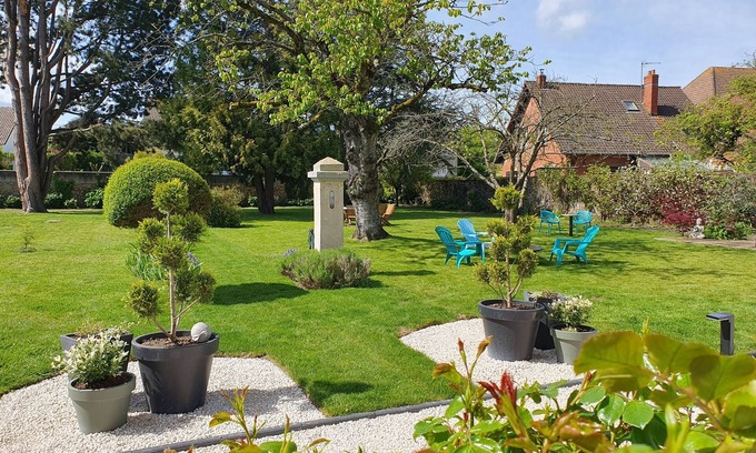Saint-Etienne-au-Mont House | La Roseraie