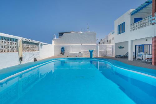 La Santa House | La Santa Surf House