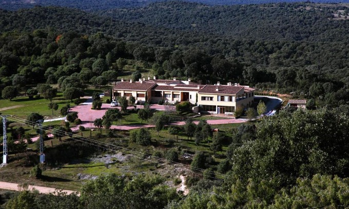 Fresnedilla House | La Senda de los Enebros