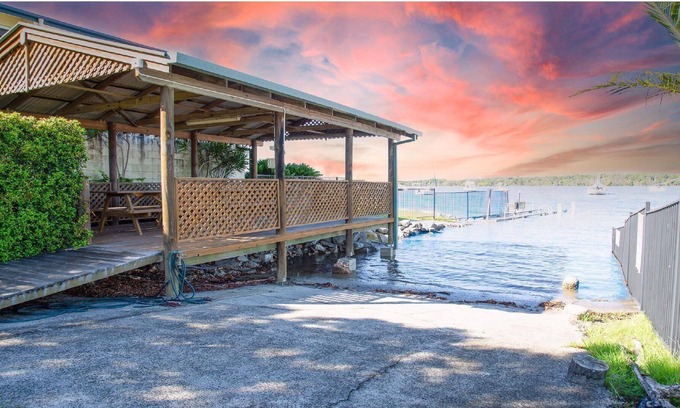 Iluka House | La Sirena beautiful landscape Iluka
