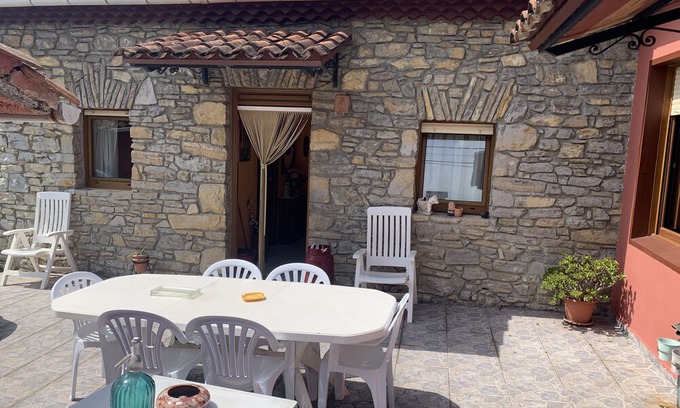 Distrito Rural Este Cottage | La Sosiega. Charming stone house. Full rental. WiFi connection.