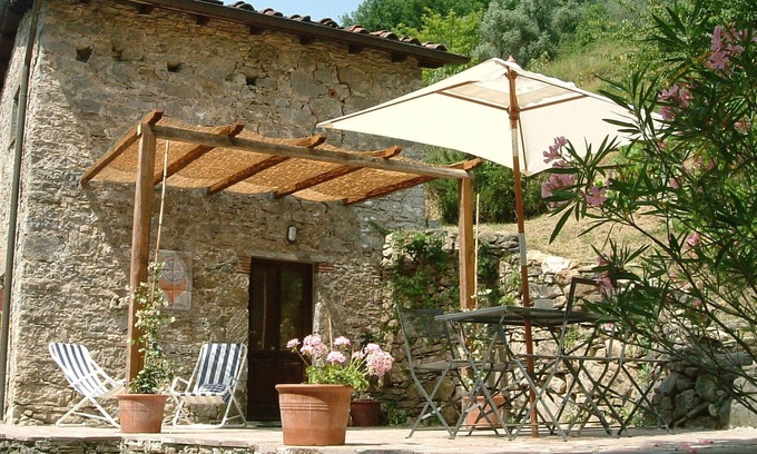 Pescaglia Cottage | La Stalla (Sleeps 2. 1 Bedroom)