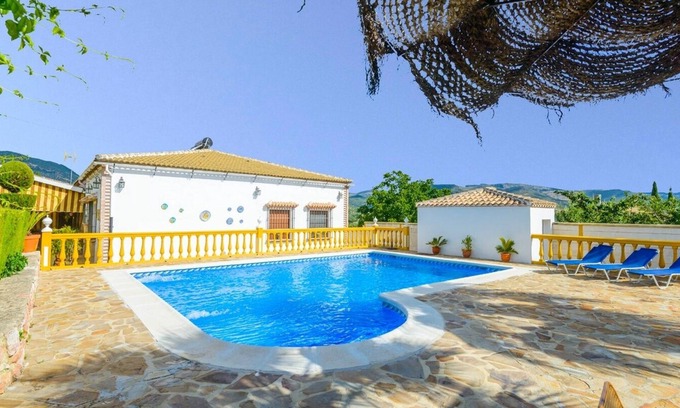 Carcabuey Villa | La Torna Carcabuey by Ruralidays