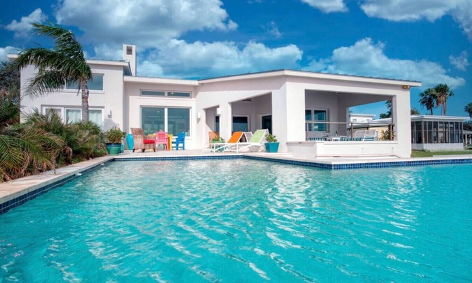 Rockport Villa | La Ventana de Esperanza - Lux Bayfront Villa