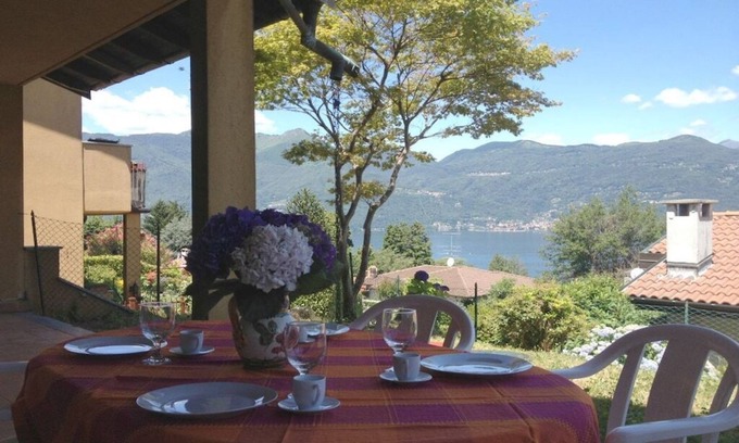 Germignaga House | la Veranda Comfortable holiday residence