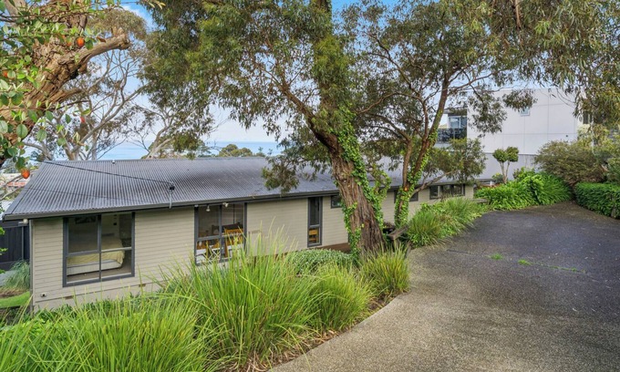 Lorne House | LA 'Vida Lorne