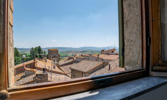 San Quirico d'Orcia Apartment | La Violetta, San Quirico esperienza Toscana