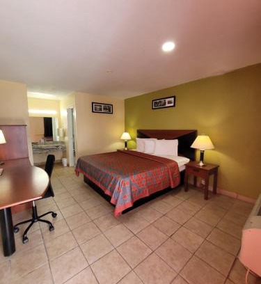 Brownsville Hotel | La Vista Motel