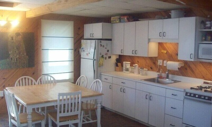 Dewey Beach Cottage | LABOR DAY WKND OPEN, add Thurs nite free! OCEANBLOCK! Teachers&veterans 10% off