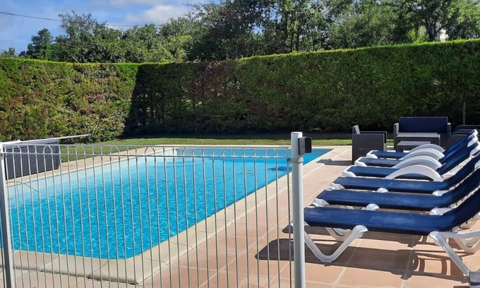Montcuq-en-Quercy-Blanc Villa | Labouysse - A holiday home in Countryside very private
