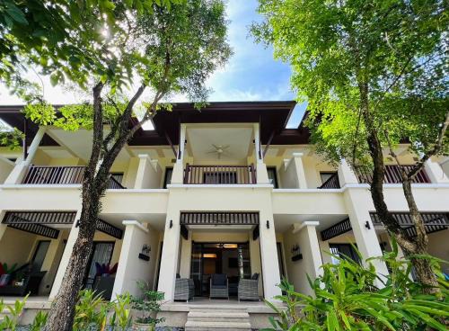 Choeng Thale Hotel | Laguna Village by RESAVA