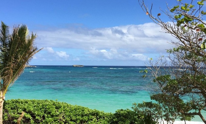 Laie House | Laie Palms/Oahu - Beachfront 3BR/2BA + Studio/1 BA Home