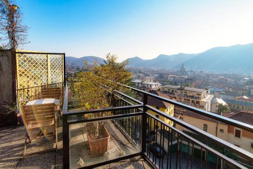 Como Apartment | Lake and city view apartment - Downtown Como
