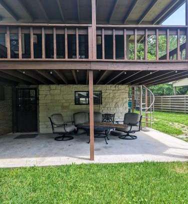 Montgomery House | Lake ConRoy Estates - Unit B with Pool Access