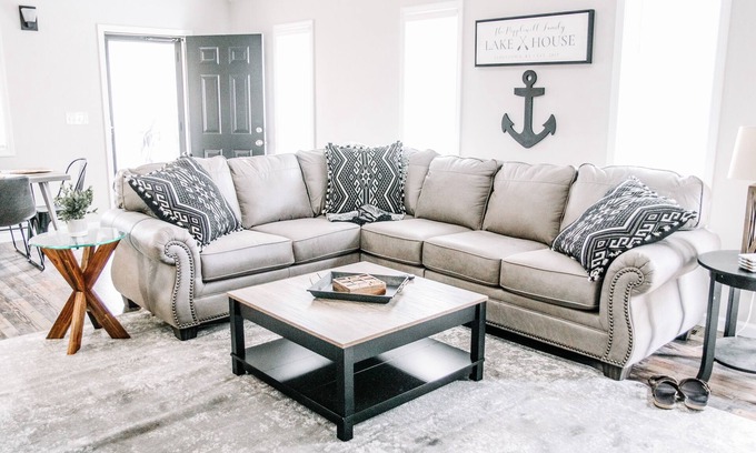 Jamestown House | Lake Cumberland Hideaway #2-1 Mile above Jtown Marina! Boat Parking & Fire Pit!