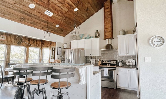 Emory House | Lake Fork Waterfront Lakehouse with boat dock. Beautiful and spacious!