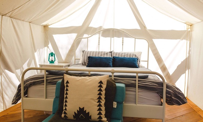 Black Creek RV Rental | Lake Front Farm, Glamping & Sauna Experience