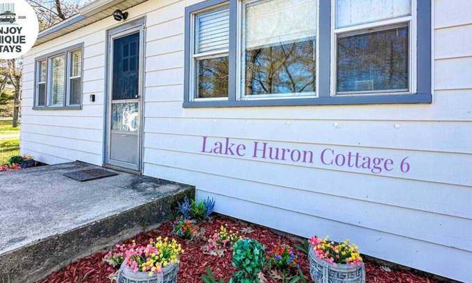 Greenbush Cabin | Lake Huron Cottage 6 | 3 Bed, 1 Bath