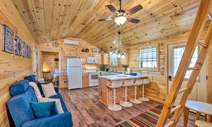 Cub Run House | Lakefront Cabin Private Dock, Trails, Cave, Etc!