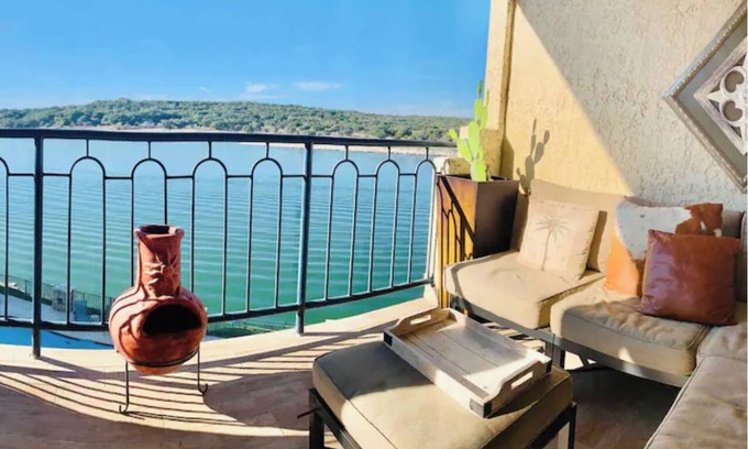 Highland Lake Estates Villa | Lakefront Hill Country Hacienda on Lake Travis with Heated Indoor Pool!