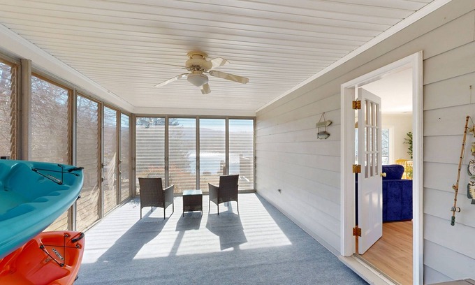 Huddleston House | Lakefront home w/private dock, beautiful lake views, large deck, free WiFi!