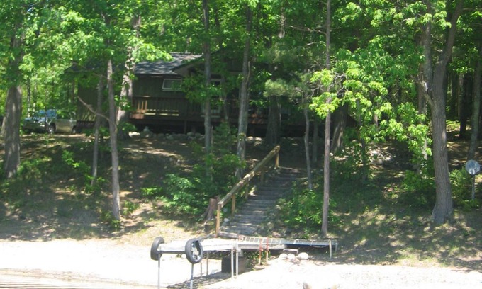 Lake Arrowhead House | Lakefront Vacation Home W/Large Yard and FirePit