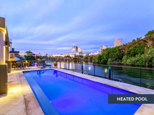 Broadbeach Waters House | Lakeland Keys