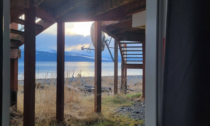 Homer Condo | Lakeshore Lodge 610