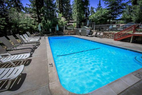 Big Bear Lake House | Lakeside #109